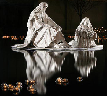 Christmas Reflection - statues